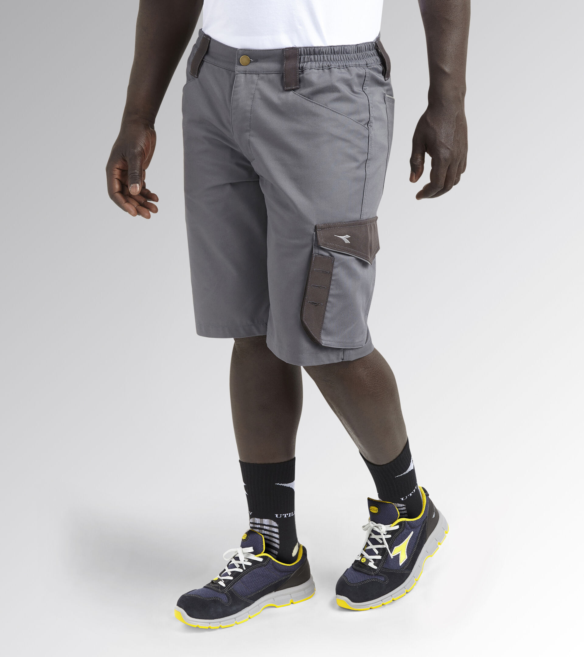 BERMUDA DE TRAVAIL DIADORA POLY AVEC POCHES GRIS MÉTAL - 161758750700