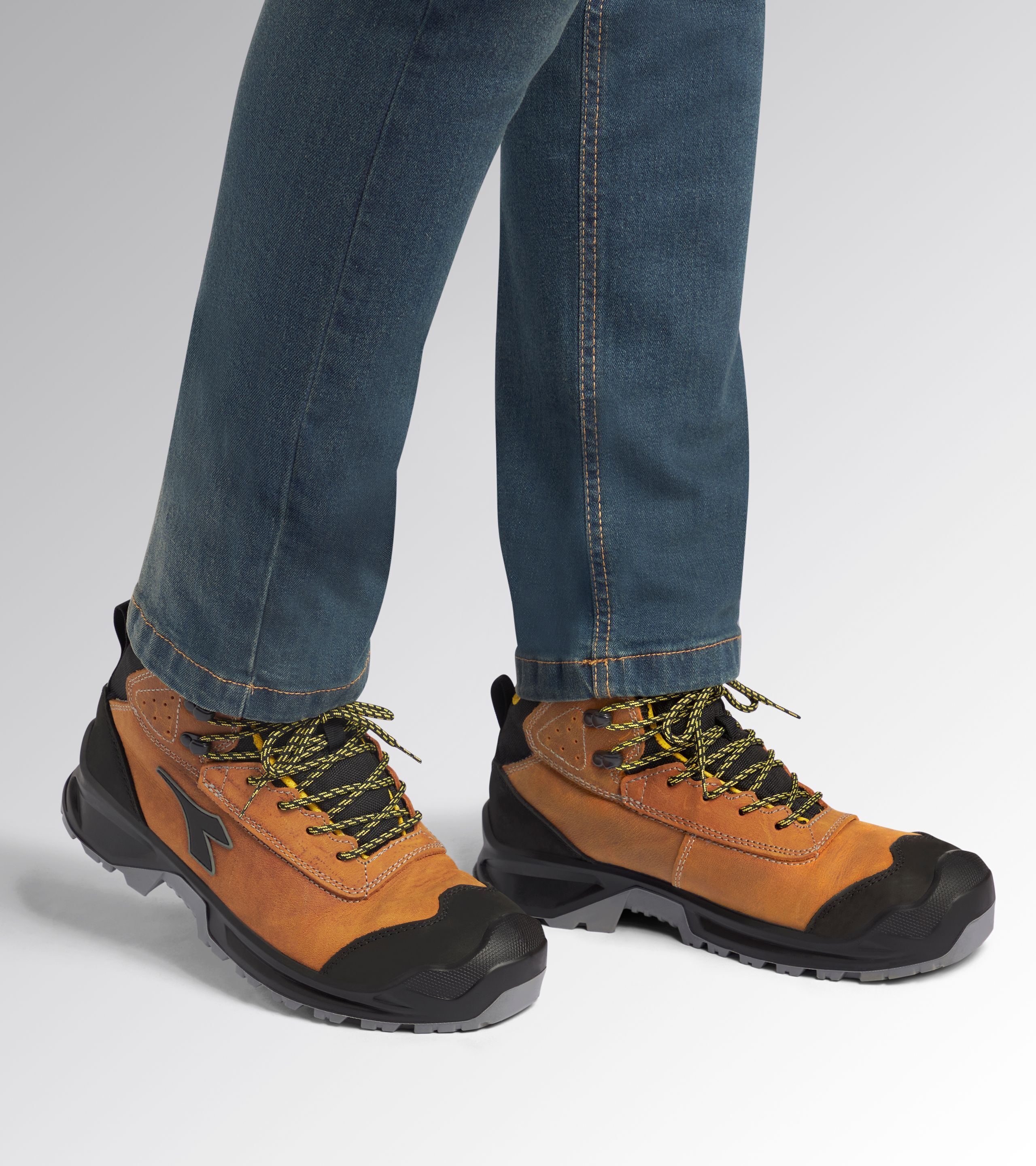 Chaussures de securité montantes CLASSIC MID S3S FO SC LG SR - Diadora - 18102130050