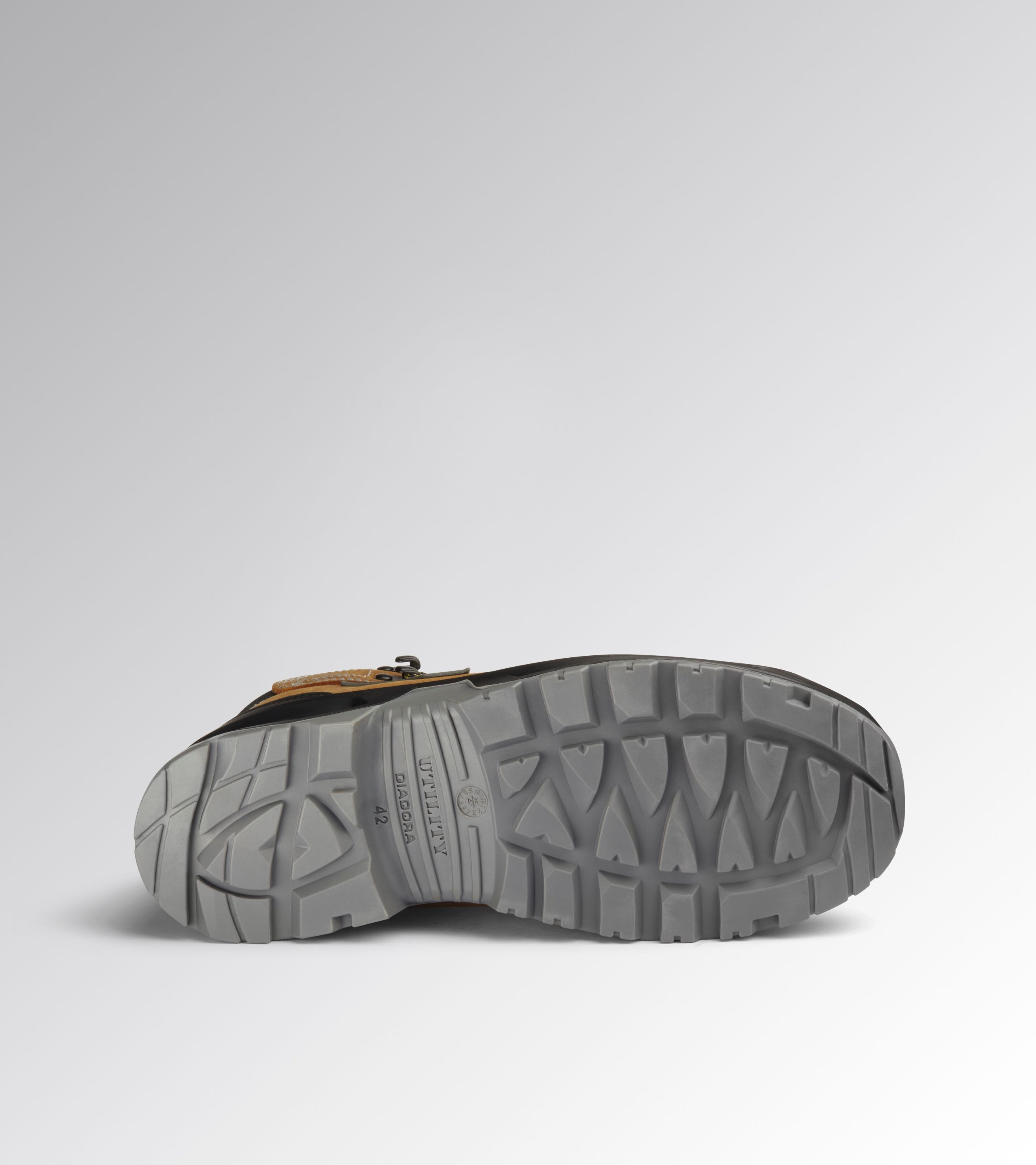 Chaussures de securité montantes CLASSIC MID S3S FO SC LG SR - Diadora - 18102130050