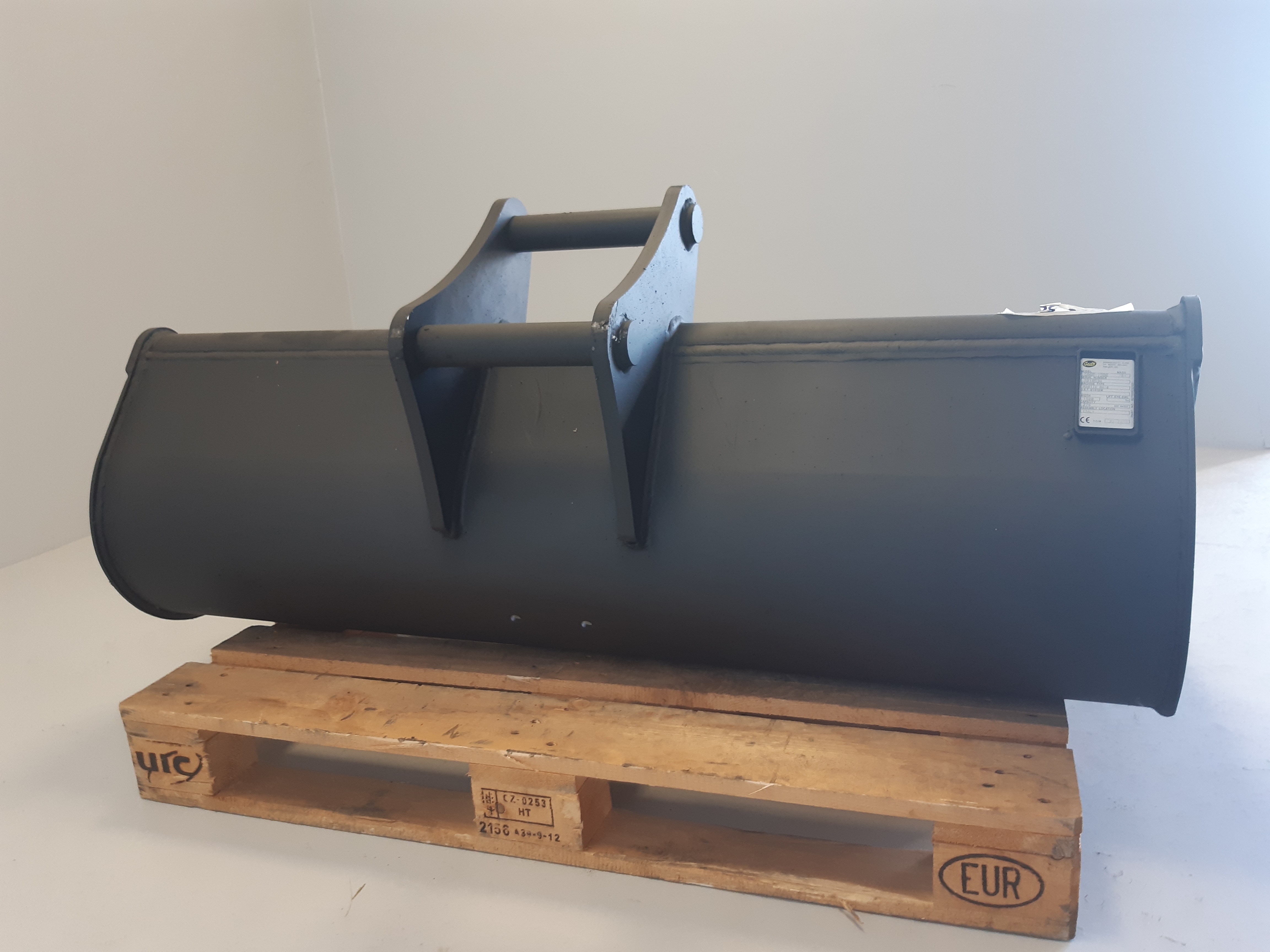 Godet de curage GEITH 1500mm avec contrelame boulonnée GEITH pour coupleur ou attache rapide VOLVO S45- G06R1500S45