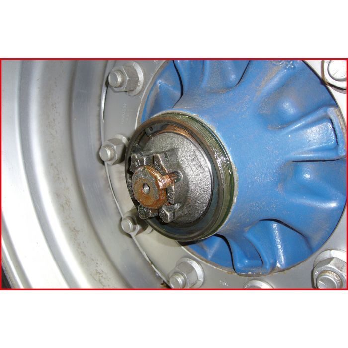 Douille ovale pour écrou de moyeu, spécial BPW, 65 mm KSTOOLS - 4500204