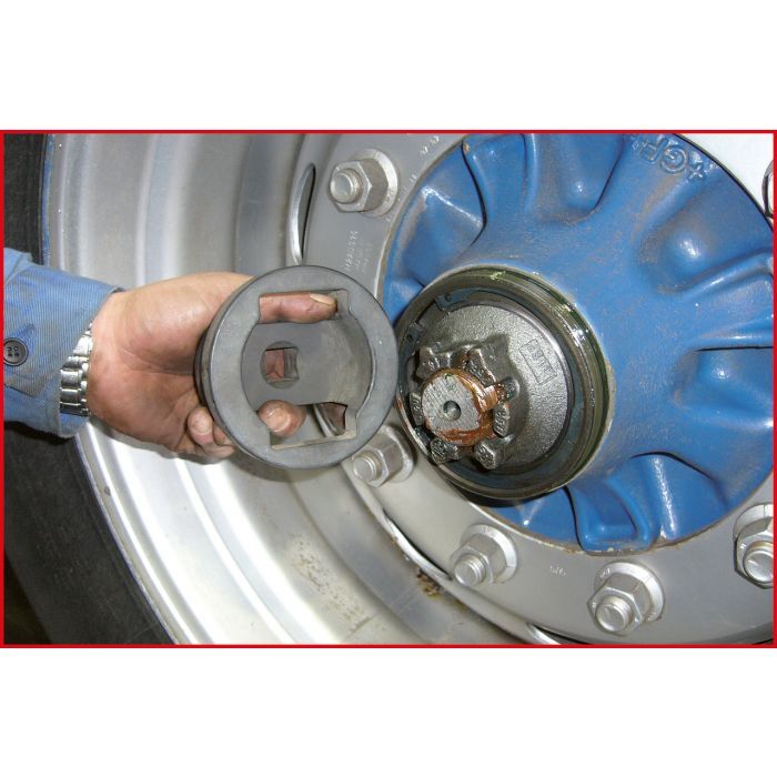 Douille ovale pour écrou de moyeu, spécial BPW, 80 mm KSTOOLS - 4500205