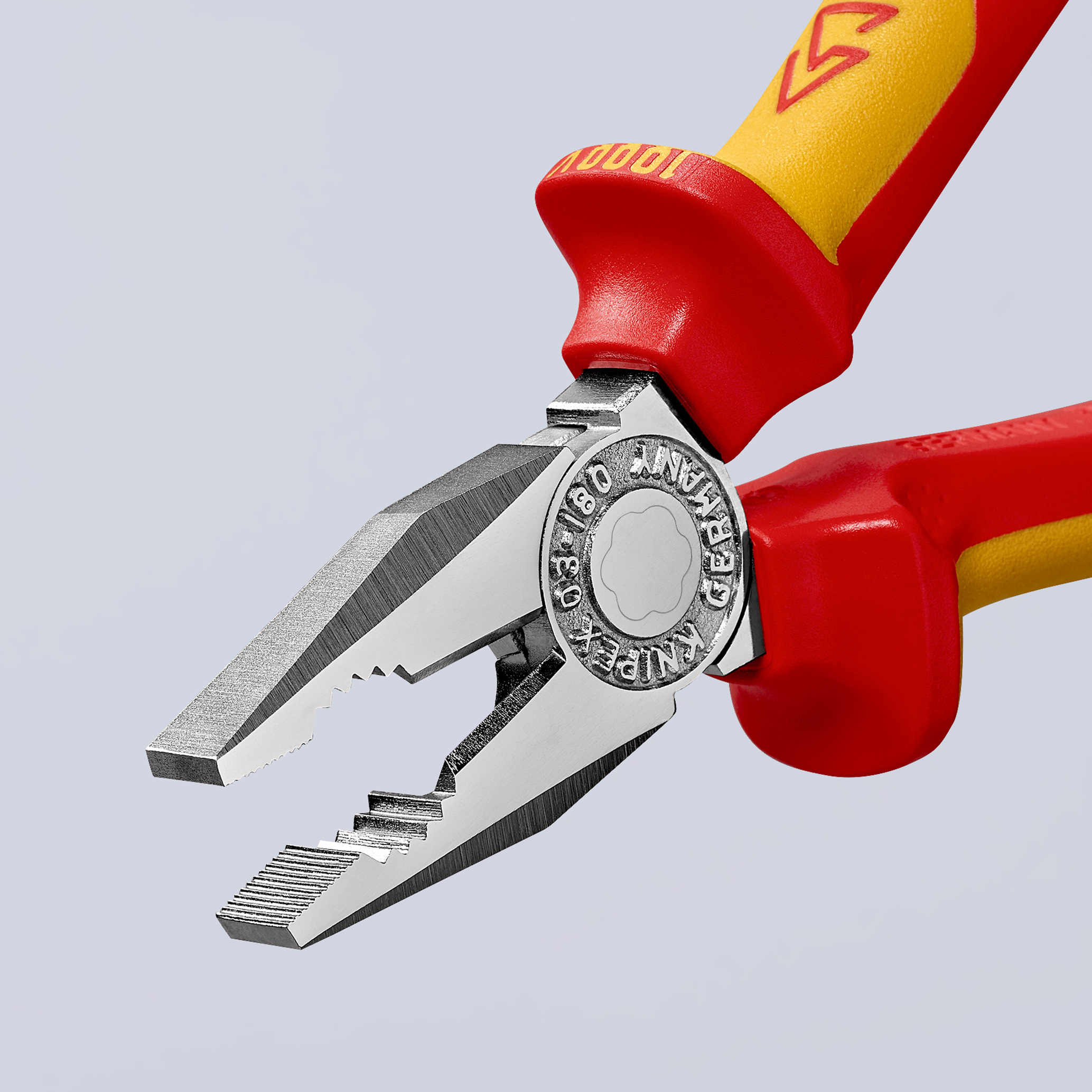 Pince universelle 160mm chrome 1000v sb KNIPEX - 03 06 160 SB