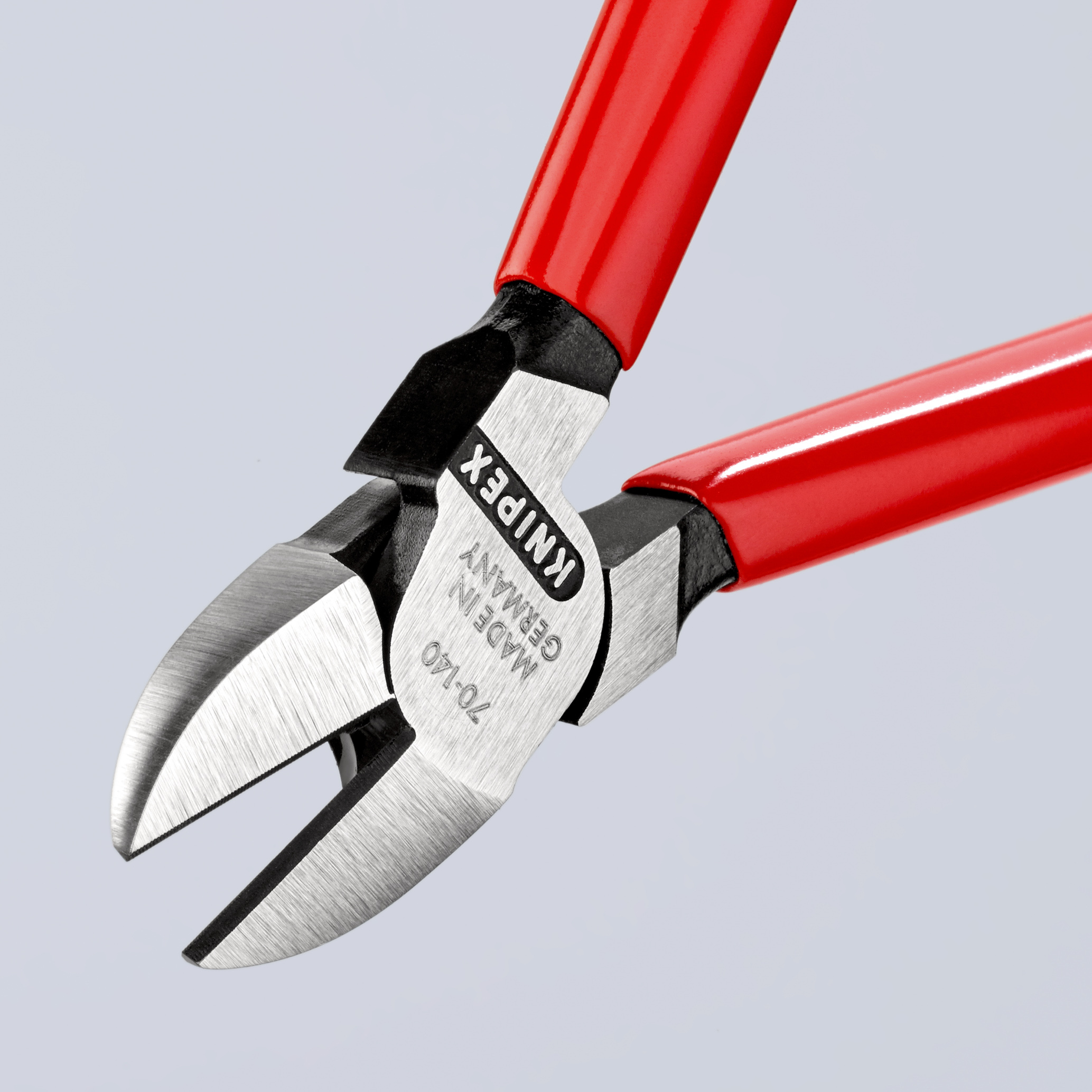Pince coupante cote 140mm gaine pvc KNIPEX - 70 01 140 SB