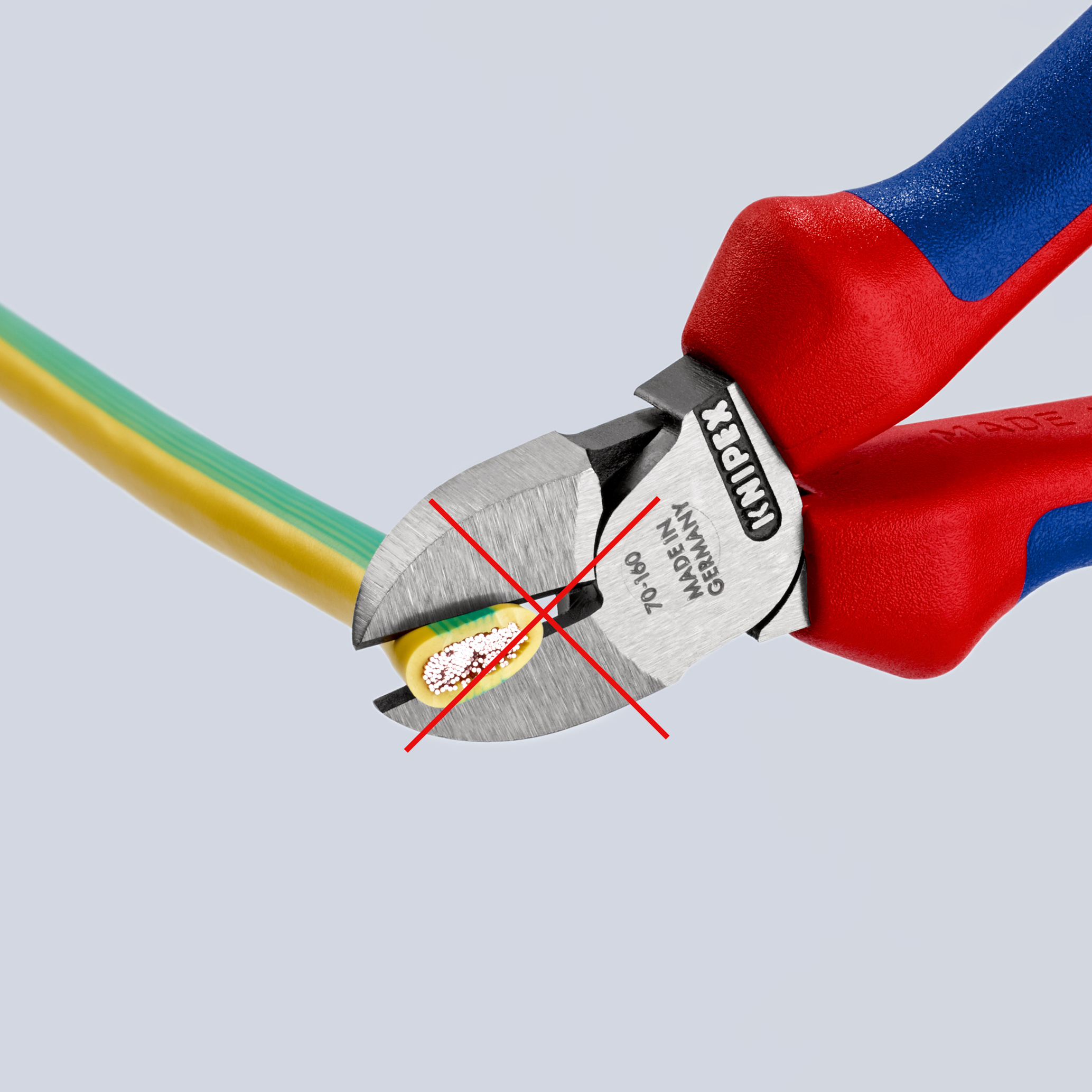 Pince coupante de côté 160mm bimatiere KNIPEX - 70 02 160 SB