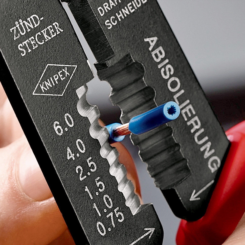 Pince à sertir universelle - 230 mm - KNIPEX - 97 21 215 B