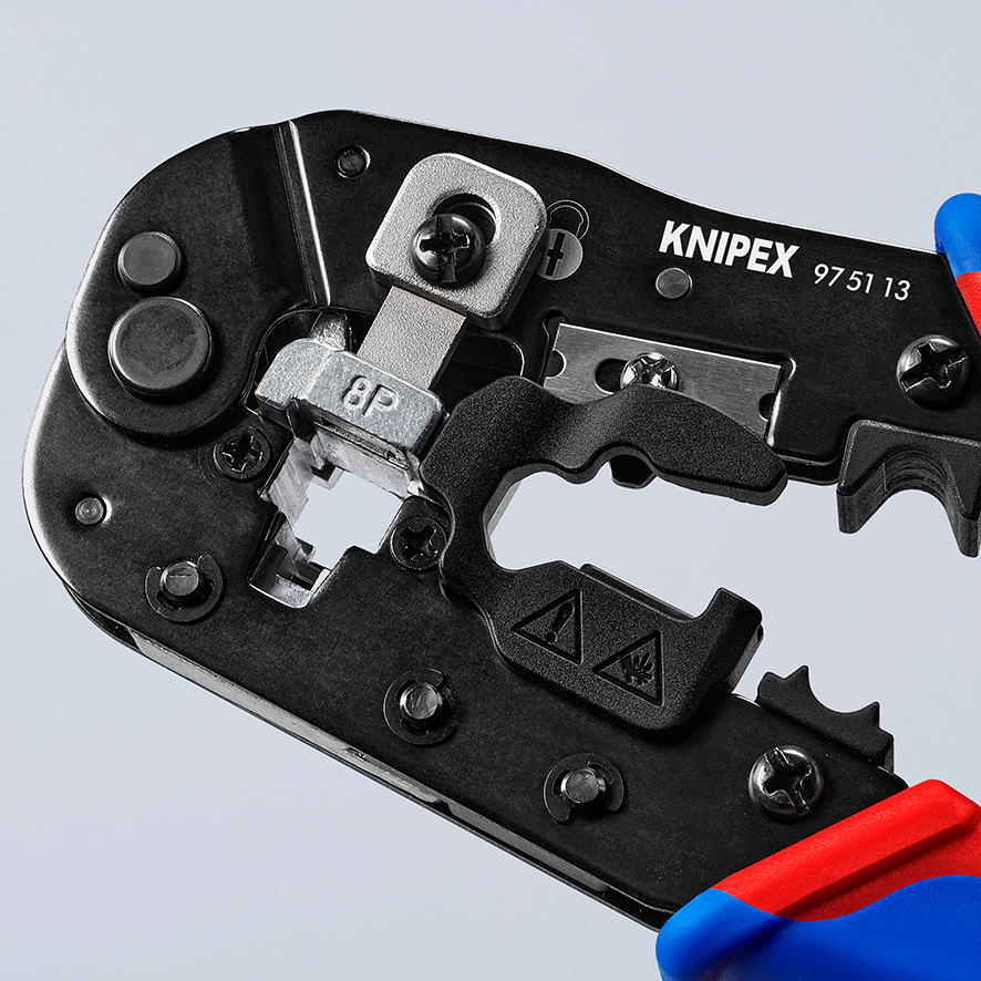 Pince à sertir les fiches RJ45 blindées et non blindées (8 Pôles) KNIPEX - 975113