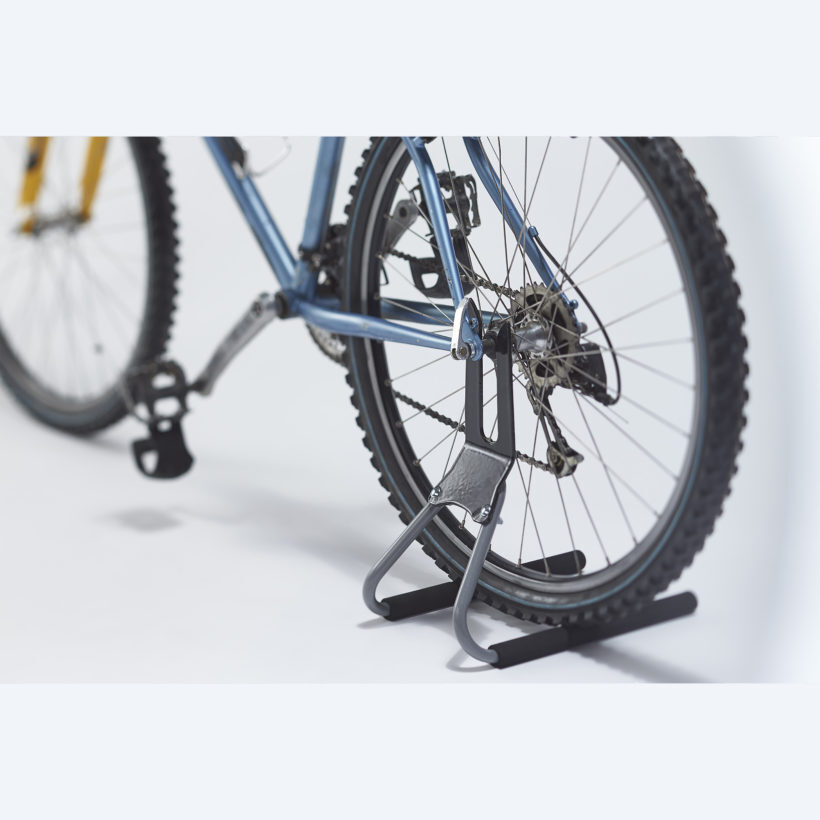 Range vélo sur pied - MOTTEZ - B054Q