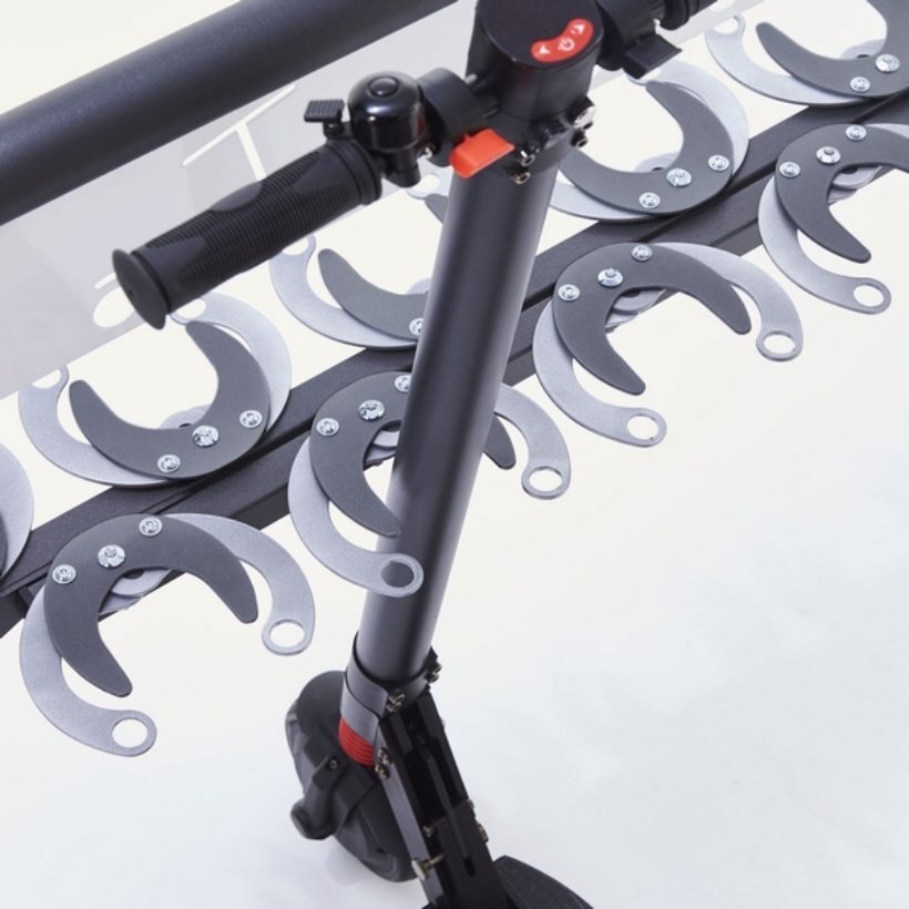 Range 6 trottinettes côte à côte à sceller - MOTTEZ - M507V6