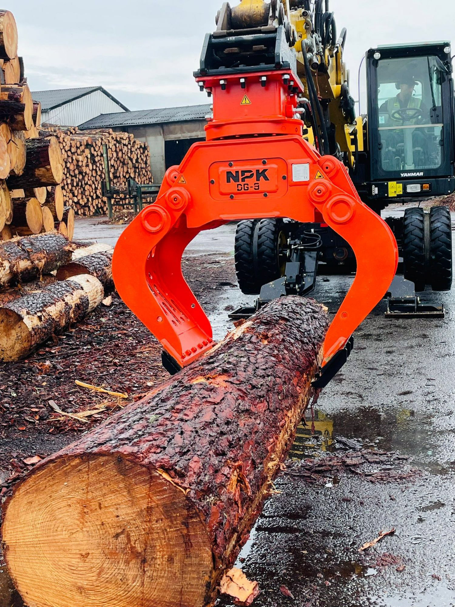 Pince à démolir et trier NPK pour pelles de 22 à 30 tonnes - DG30DM