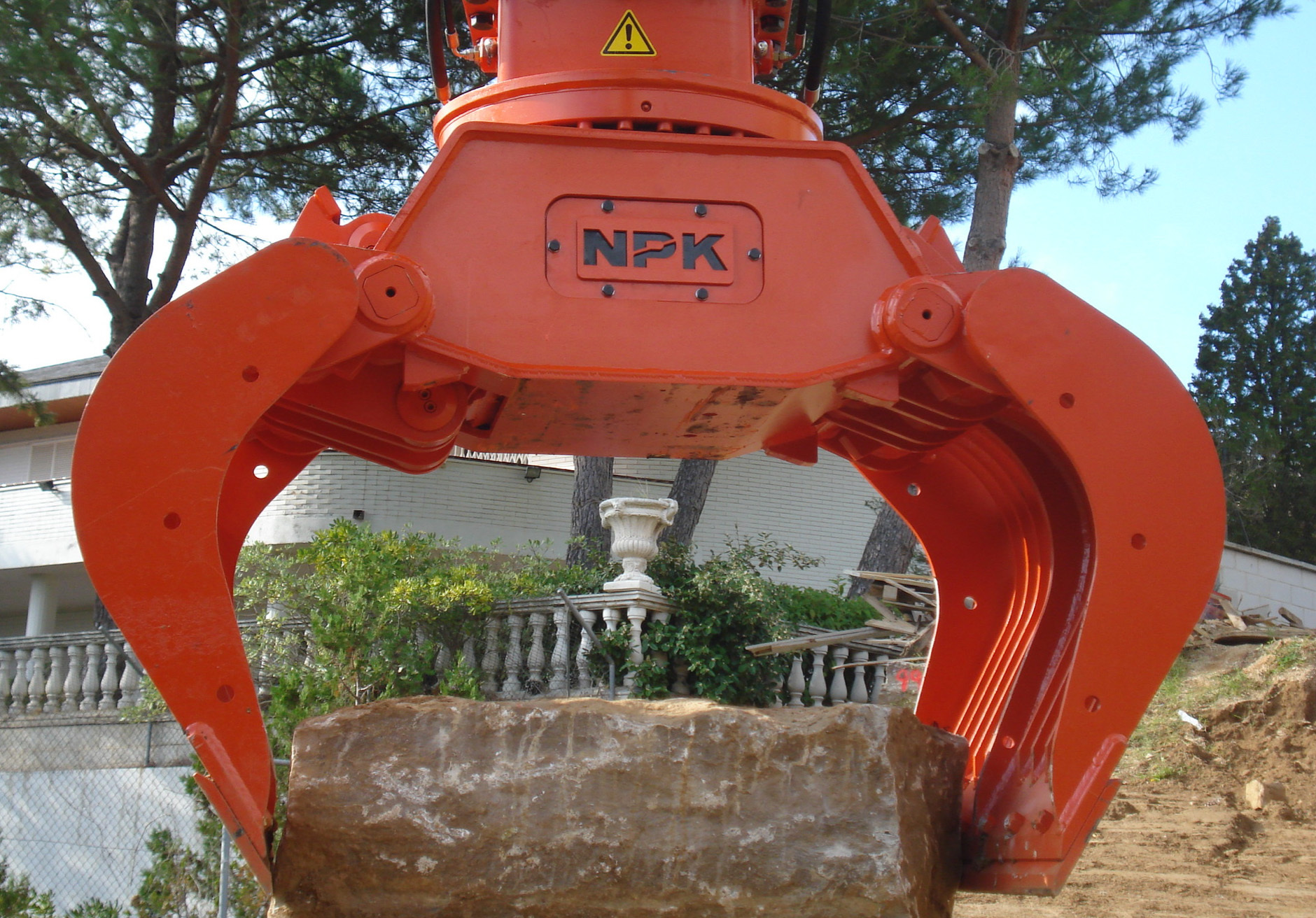 Pince à démolir et trier NPK pour pelles de 22 à 30 tonnes - DG30DM