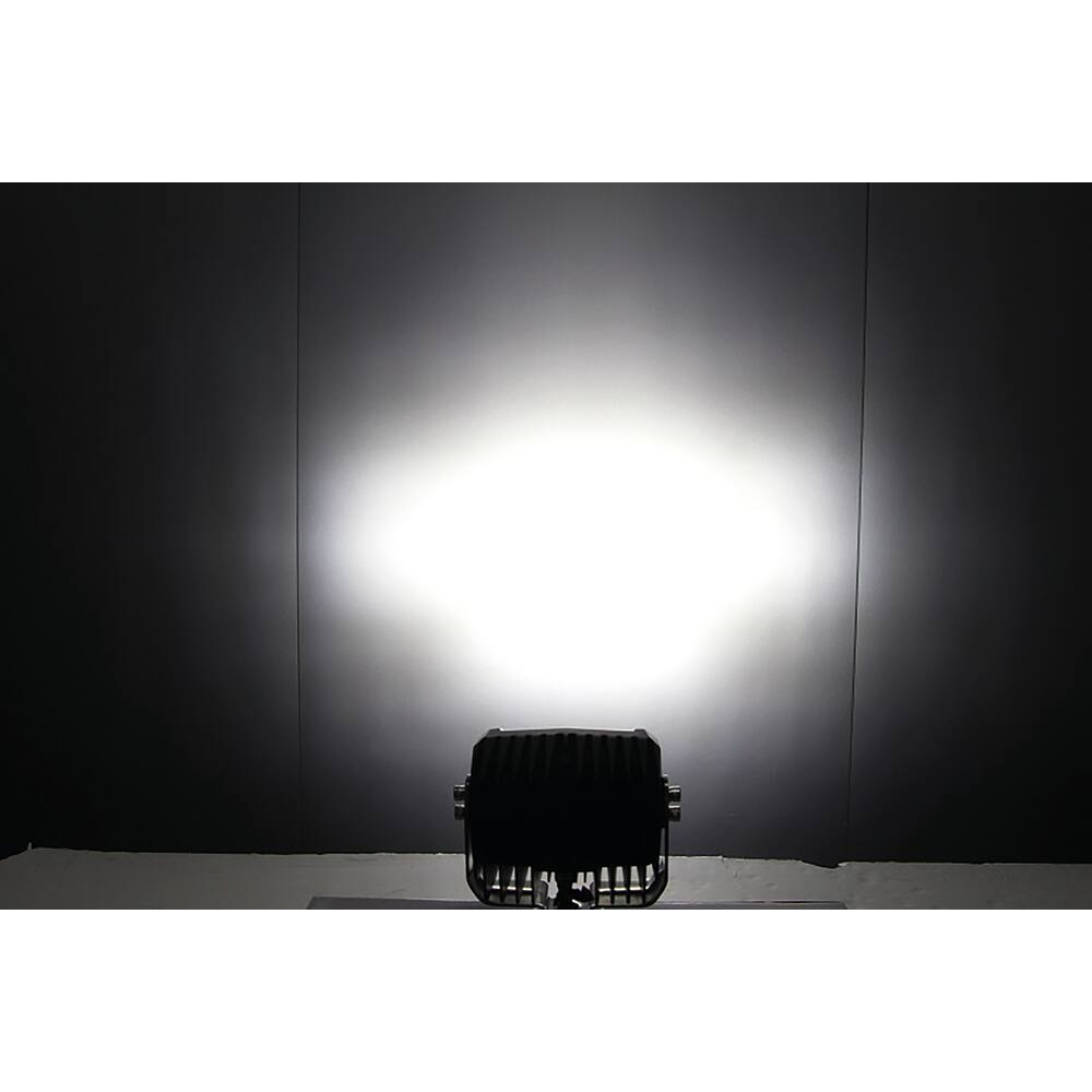 PHARE DE TRAVAIL RECTANGLE 10000LM 9/32V 100W - SODIFLASH - 79702