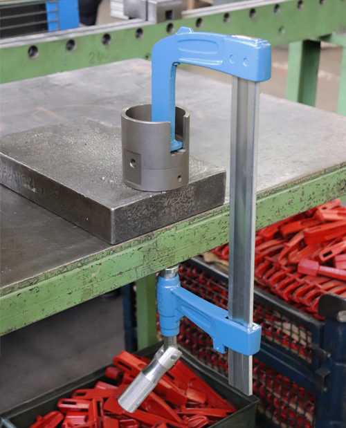 Serre-joint à serrage profond 4003-UA - saillie 130 mm ouverture 50 cm URKO - 1533051