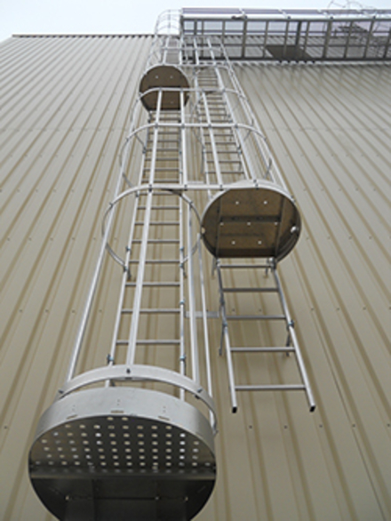 Echelles à crinoline aluminium CENTAURE Hauteur à franchir 6.86 à 7m - 255822