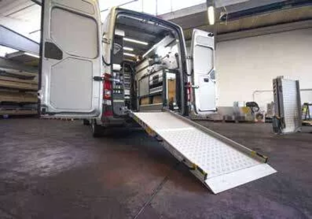 Rampe de chargement pivotante pour vans max 300 kg - Lg 3000 Larg 1150 - DIMA - VANRM300083