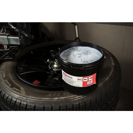 Seau de graisse à pneus noire, 5 kg KSTOOLS - 1004015