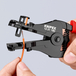 Pince a denuder avec 2 couteaux de forme KNIPEX - 12 21 180