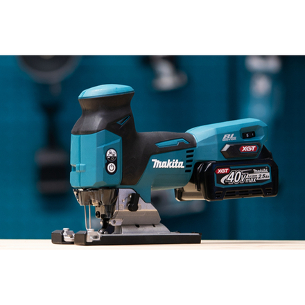 Scie sauteuse XGT - MAKITA - JV001GZ