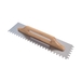 Platoir Denté 48x13cm 6×6 Poignée Bois - Outil Construction - RAIMONDI - 11018