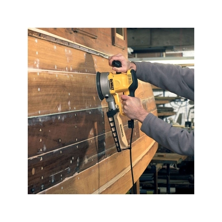 Disque abrasif velcro ponceuses excentriques grain 120 - 6 perforations ø 150 mm - DT3125-QZ - DEWALT