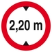 Panneau rigide INTERDIT AUX VEHICULES DE PLUS DE 2.20M DE HAUT D.420mm TALIAPLAST - 623275