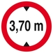 Panneau rigide INTERDIT AUX VEHICULES DE PLUS DE 3.70M DE HAUT D.180mm TALIAPLAST - 627278