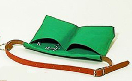 POCHE À CLOUS SASSI 35 x 20 x 3 CM VERT - 201