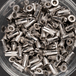 100 écrous crantés à inox A2 à tête plate à M5x16mm - SCELL-IT - END0540
