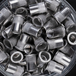 100 écrous crantés à inox A2 à tête plate à M10x19mm - SCELL-IT - END1030