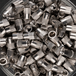 100 écrous crantés à inox A2 à tête réduite 90° à M6x14mm - SCELL-IT - ENR0630