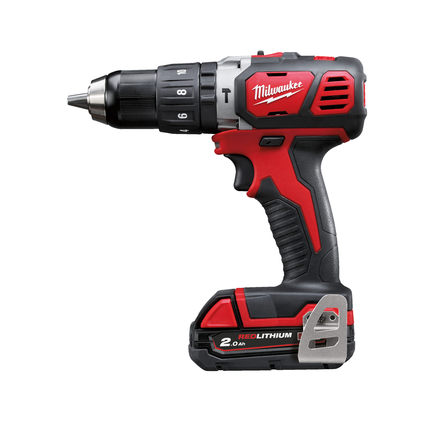 Perceuse à percussion MILWAUKEE sans fil 18 V 2 batteries 2 Ah et chargeur en coffret M18BPD202C - 4933443515