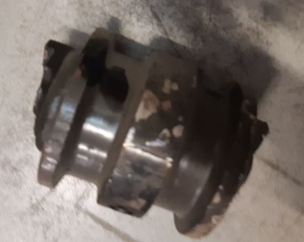 GALET INFERIEUR ALR145088 COMPATIBLE TAKEUCHI TB125 - 228